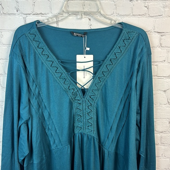 BloomChic Teal Lace Pleated Crisscross T-Shirt Top Plus Size 5X - Picture 5 of 7